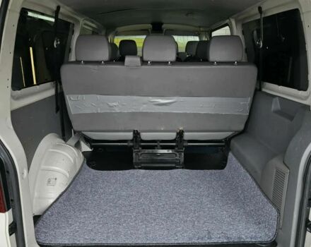 Фольксваген Каравелла 2006 в Кривом Роге на Automoto.ua Белый Фольксваген Каравелла, объемом двигателя 1.9 л и пробегом 235 тыс. км за 7800 $, фото 4 на Automoto.ua