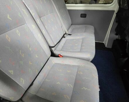 Фольксваген Каравелла 2006 в Кривом Роге на Automoto.ua Белый Фольксваген Каравелла, объемом двигателя 1.9 л и пробегом 235 тыс. км за 7800 $, фото 7 на Automoto.ua