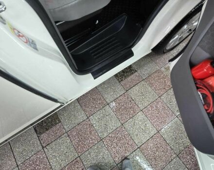 Фольксваген Каравелла 2006 в Ровно на Automoto.ua Белый Фольксваген Каравелла, объемом двигателя 1.9 л и пробегом 235 тыс. км за 6750 $, фото 4 на Automoto.ua