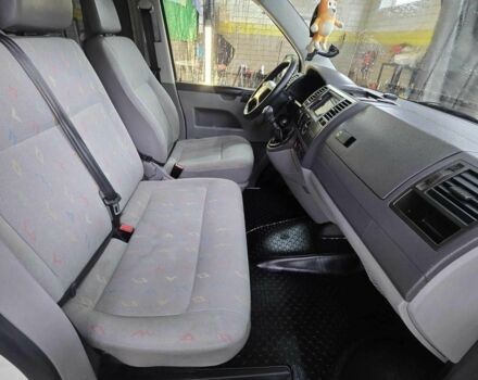 Фольксваген Каравелла 2006 в Кривом Роге на Automoto.ua Белый Фольксваген Каравелла, объемом двигателя 1.9 л и пробегом 235 тыс. км за 7800 $, фото 11 на Automoto.ua