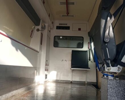 Білий Фольксваген Каравелла, об'ємом двигуна 1.9 л та пробігом 330 тис. км за 6999 $, фото 6 на Automoto.ua