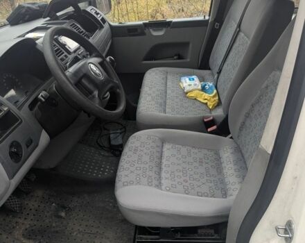 Білий Фольксваген Каравелла, об'ємом двигуна 2.5 л та пробігом 367 тис. км за 6000 $, фото 4 на Automoto.ua