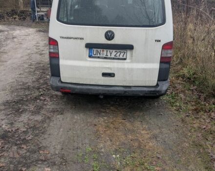 Білий Фольксваген Каравелла, об'ємом двигуна 2.5 л та пробігом 367 тис. км за 6000 $, фото 1 на Automoto.ua