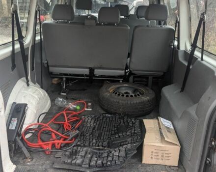 Білий Фольксваген Каравелла, об'ємом двигуна 2.5 л та пробігом 367 тис. км за 6000 $, фото 3 на Automoto.ua