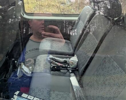 Білий Фольксваген Каравелла, об'ємом двигуна 2.5 л та пробігом 367 тис. км за 6000 $, фото 5 на Automoto.ua