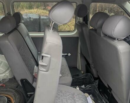 Белый Фольксваген Каравелла, объемом двигателя 2.5 л и пробегом 370 тыс. км за 6000 $, фото 1 на Automoto.ua