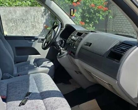 Белый Фольксваген Каравелла, объемом двигателя 2.46 л и пробегом 252 тыс. км за 9999 $, фото 15 на Automoto.ua