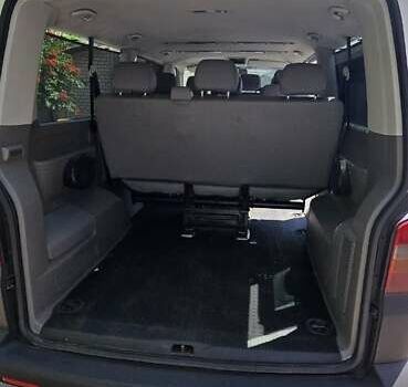 Белый Фольксваген Каравелла, объемом двигателя 2.46 л и пробегом 252 тыс. км за 9999 $, фото 12 на Automoto.ua