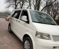 Белый Фольксваген Каравелла, объемом двигателя 2.5 л и пробегом 377 тыс. км за 8500 $, фото 2 на Automoto.ua