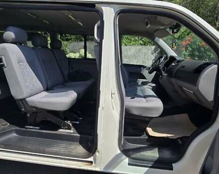 Белый Фольксваген Каравелла, объемом двигателя 2.46 л и пробегом 252 тыс. км за 9999 $, фото 16 на Automoto.ua