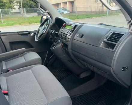 Білий Фольксваген Каравелла, об'ємом двигуна 2 л та пробігом 208 тис. км за 8200 $, фото 10 на Automoto.ua