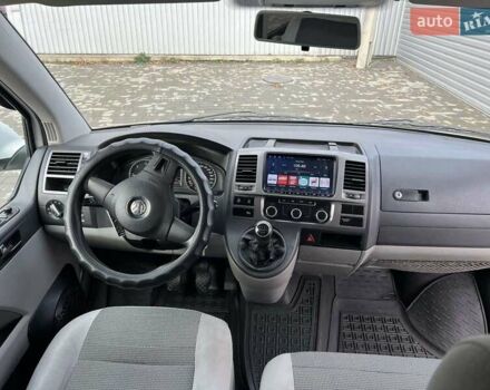 Белый Фольксваген Каравелла, объемом двигателя 2 л и пробегом 283 тыс. км за 16900 $, фото 19 на Automoto.ua