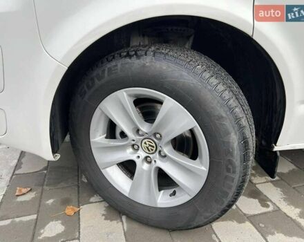 Белый Фольксваген Каравелла, объемом двигателя 2 л и пробегом 283 тыс. км за 16900 $, фото 3 на Automoto.ua