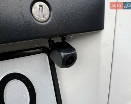 Белый Фольксваген Каравелла, объемом двигателя 2 л и пробегом 283 тыс. км за 16900 $, фото 13 на Automoto.ua