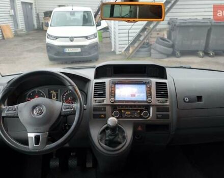 Белый Фольксваген Каравелла, объемом двигателя 1.97 л и пробегом 524 тыс. км за 18500 $, фото 4 на Automoto.ua