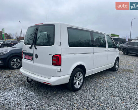 Белый Фольксваген Каравелла, объемом двигателя 2 л и пробегом 260 тыс. км за 25750 $, фото 3 на Automoto.ua