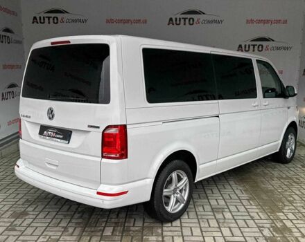 Белый Фольксваген Каравелла, объемом двигателя 2 л и пробегом 159 тыс. км за 32950 $, фото 2 на Automoto.ua