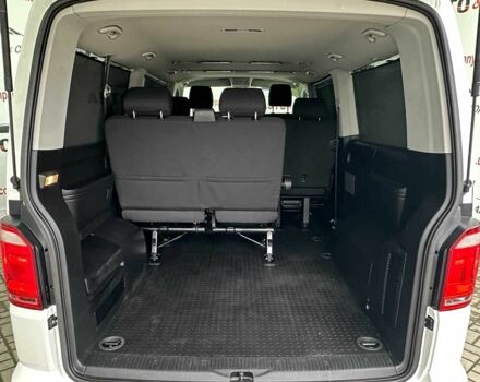 Белый Фольксваген Каравелла, объемом двигателя 2 л и пробегом 159 тыс. км за 32950 $, фото 17 на Automoto.ua