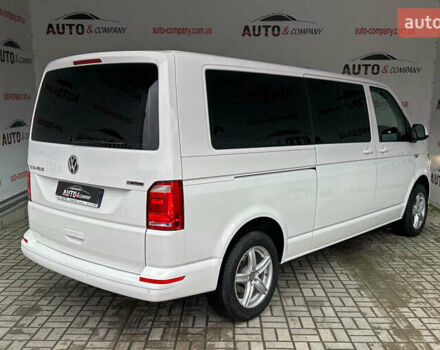 Білий Фольксваген Каравелла, об'ємом двигуна 2 л та пробігом 159 тис. км за 32950 $, фото 2 на Automoto.ua