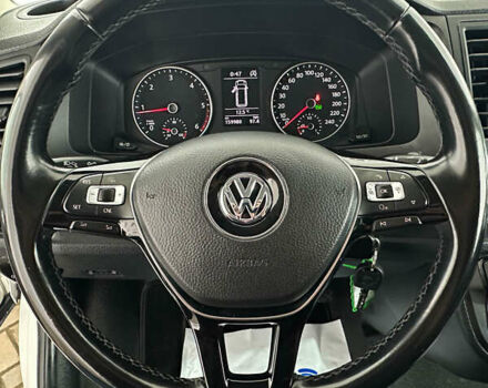 Білий Фольксваген Каравелла, об'ємом двигуна 2 л та пробігом 159 тис. км за 32950 $, фото 8 на Automoto.ua