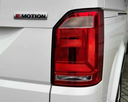 Белый Фольксваген Каравелла, объемом двигателя 2 л и пробегом 159 тыс. км за 32950 $, фото 18 на Automoto.ua