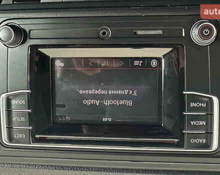 Белый Фольксваген Каравелла, объемом двигателя 2 л и пробегом 159 тыс. км за 32950 $, фото 24 на Automoto.ua