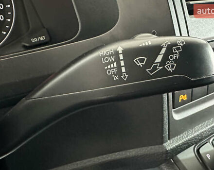 Білий Фольксваген Каравелла, об'ємом двигуна 2 л та пробігом 159 тис. км за 32950 $, фото 9 на Automoto.ua