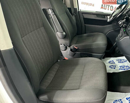 Белый Фольксваген Каравелла, объемом двигателя 2 л и пробегом 159 тыс. км за 32950 $, фото 11 на Automoto.ua