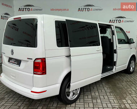 Білий Фольксваген Каравелла, об'ємом двигуна 2 л та пробігом 159 тис. км за 32950 $, фото 4 на Automoto.ua
