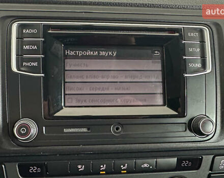 Белый Фольксваген Каравелла, объемом двигателя 2 л и пробегом 159 тыс. км за 32950 $, фото 25 на Automoto.ua