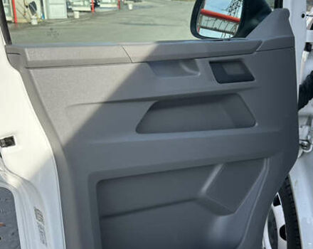 Белый Фольксваген Каравелла, объемом двигателя 1.97 л и пробегом 241 тыс. км за 23700 $, фото 18 на Automoto.ua