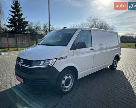 Белый Фольксваген Каравелла, объемом двигателя 1.97 л и пробегом 241 тыс. км за 23700 $, фото 1 на Automoto.ua