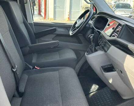 Белый Фольксваген Каравелла, объемом двигателя 1.97 л и пробегом 241 тыс. км за 23700 $, фото 23 на Automoto.ua