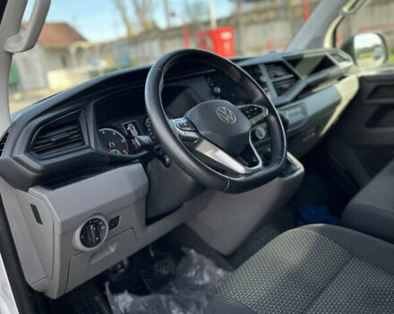 Белый Фольксваген Каравелла, объемом двигателя 1.97 л и пробегом 241 тыс. км за 23700 $, фото 19 на Automoto.ua