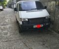 Белый Фольксваген Каравелла, объемом двигателя 2.4 л и пробегом 350 тыс. км за 1787 $, фото 1 на Automoto.ua