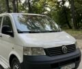 Белый Фольксваген Каравелла, объемом двигателя 1.9 л и пробегом 332 тыс. км за 11700 $, фото 1 на Automoto.ua