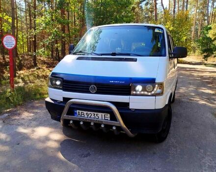 Белый Фольксваген Каравелла, объемом двигателя 2.4 л и пробегом 300 тыс. км за 3500 $, фото 5 на Automoto.ua