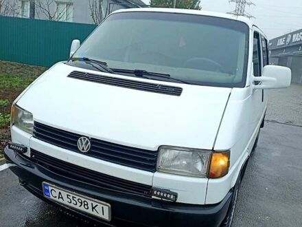 Белый Фольксваген Каравелла, объемом двигателя 1.9 л и пробегом 600 тыс. км за 4200 $, фото 1 на Automoto.ua