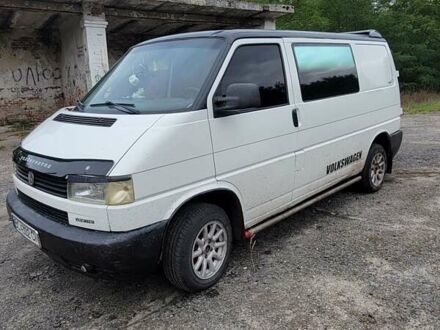 Білий Фольксваген Каравелла, об'ємом двигуна 1.9 л та пробігом 300 тис. км за 3550 $, фото 1 на Automoto.ua