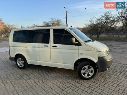 Фольксваген Каравелла 2009 в Чернигове на Automoto.ua Белый Фольксваген Каравелла, объемом двигателя 2.5 л и пробегом 254 тыс. км за 9999 $, фото 1 на Automoto.ua