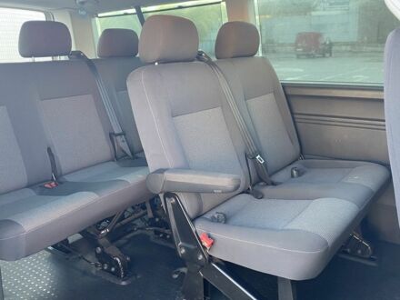 Белый Фольксваген Каравелла, объемом двигателя 0 л и пробегом 350 тыс. км за 17000 $, фото 1 на Automoto.ua