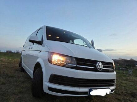 Білий Фольксваген Каравелла, об'ємом двигуна 2 л та пробігом 178 тис. км за 9300 $, фото 1 на Automoto.ua