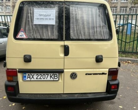Бежевый Фольксваген Каравелла, объемом двигателя 2.5 л и пробегом 380 тыс. км за 6400 $, фото 5 на Automoto.ua