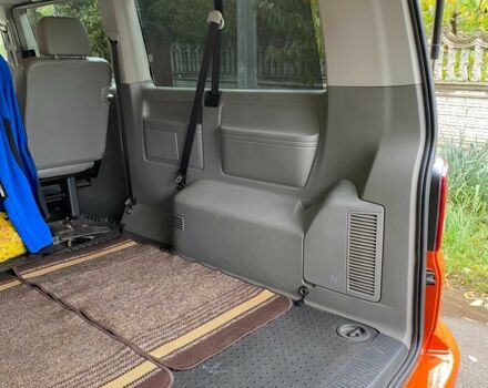 Бежевый Фольксваген Каравелла, объемом двигателя 2 л и пробегом 310 тыс. км за 15599 $, фото 12 на Automoto.ua