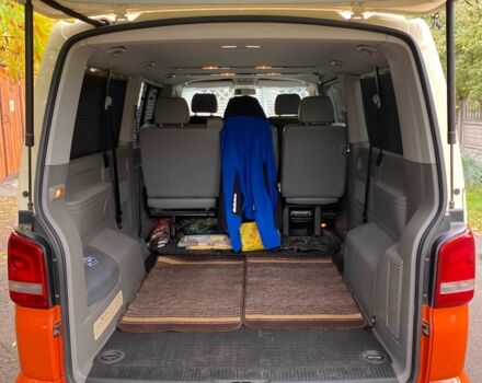 Бежевый Фольксваген Каравелла, объемом двигателя 2 л и пробегом 310 тыс. км за 15599 $, фото 10 на Automoto.ua