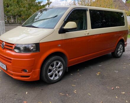Бежевый Фольксваген Каравелла, объемом двигателя 2 л и пробегом 310 тыс. км за 15599 $, фото 1 на Automoto.ua