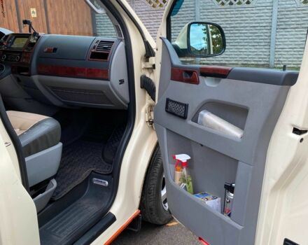 Бежевый Фольксваген Каравелла, объемом двигателя 2 л и пробегом 310 тыс. км за 15599 $, фото 23 на Automoto.ua