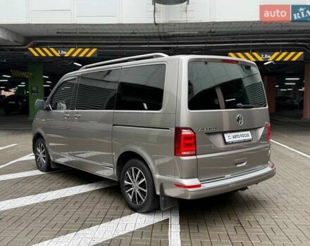 Бежевый Фольксваген Каравелла, объемом двигателя 1.97 л и пробегом 127 тыс. км за 34990 $, фото 4 на Automoto.ua