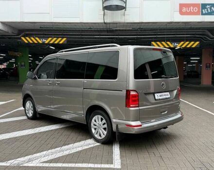 Бежевий Фольксваген Каравелла, об'ємом двигуна 1.97 л та пробігом 127 тис. км за 33990 $, фото 4 на Automoto.ua