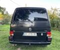 Черный Фольксваген Каравелла, объемом двигателя 2.5 л и пробегом 530 тыс. км за 6200 $, фото 1 на Automoto.ua